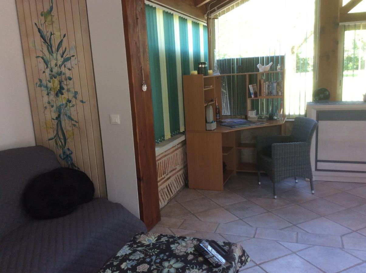 Gite Le Bois De Montpouillan Marmande Kültér fotó